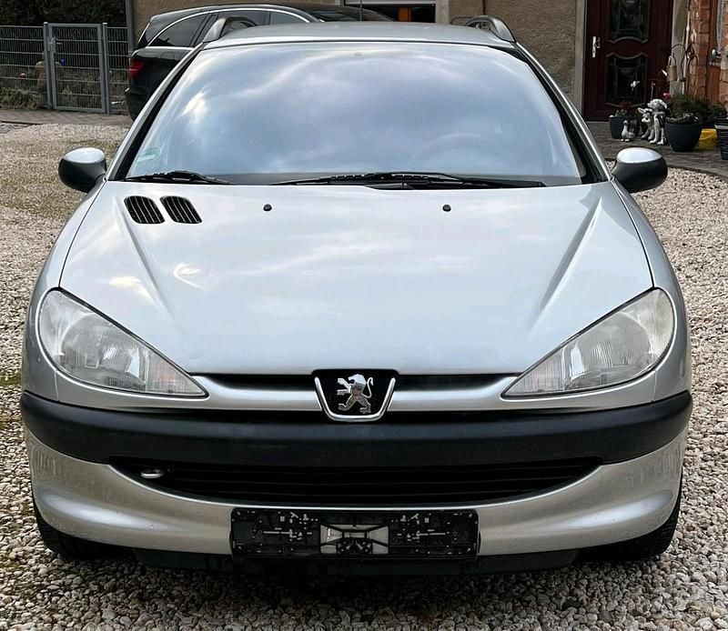 Gebraucht Peugeot 206 75 PS (55 kW) 2003 Silber Kombi