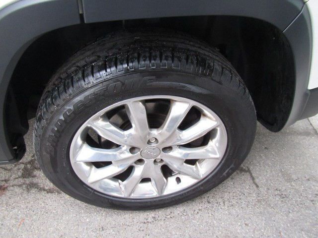 Gebraucht Jeep Cherokee Limited 170 PS (125 kW) 2014 Weiß metallic SUV