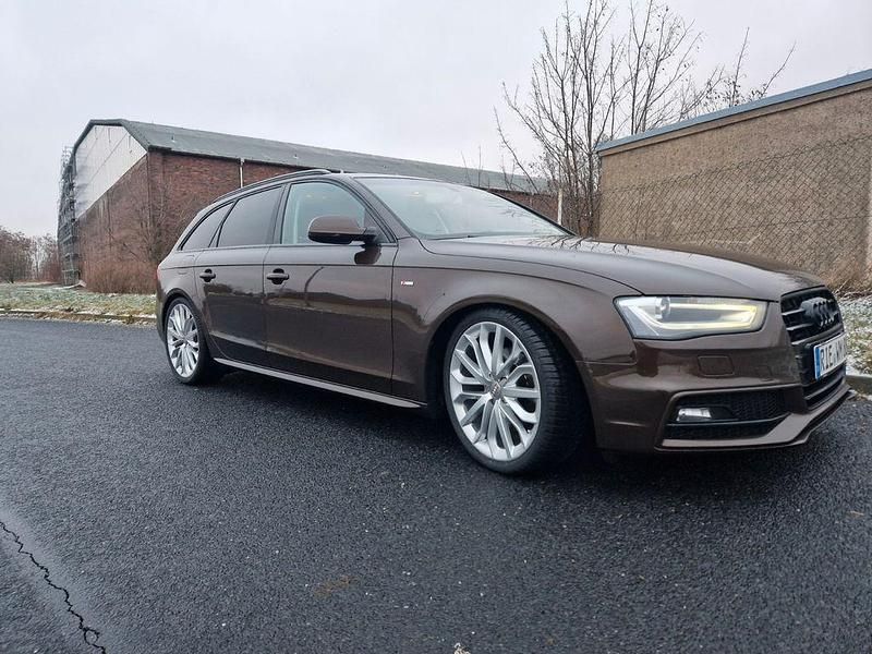 Gebraucht Audi A4 S-Line 170 PS (125 kW) 2014 Braun Kombi