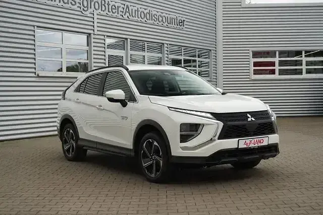 Gebraucht Mitsubishi Eclipse Cross Basis 188 PS (138 kW) 2022 Weiss SUV