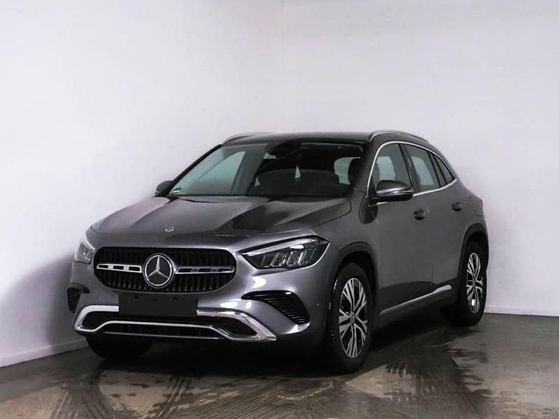 Gebraucht Mercedes GLA220 Progressive 190 PS (139 kW) 2024 Mountain grau (metallic) SUV