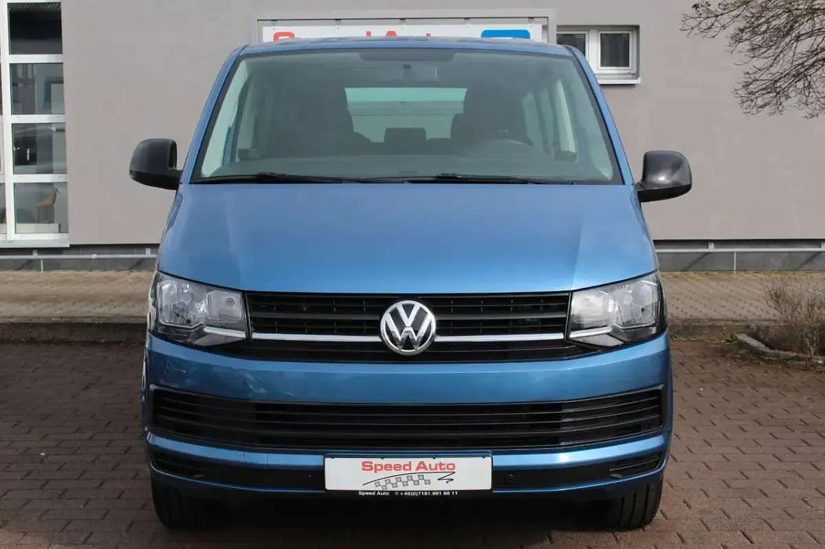 Second-hand VW T6 150 CP (110 kW) 2018 Albastru Van