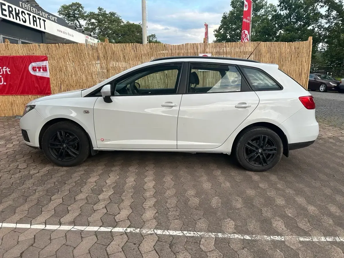 Gebraucht Seat Ibiza ST 90 PS (66 kW) 2012 Weiß Kombi