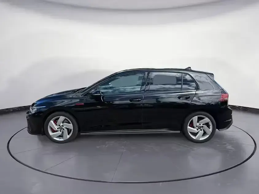 Gebraucht VW Golf VIII GTI 180 PS (132 kW) 2024 Limousine