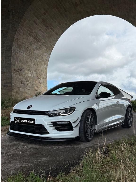 Weiß Gebraucht 2017 VW Scirocco R Coupé | 23.900 € (Fairer Preis) - Bild 1/4