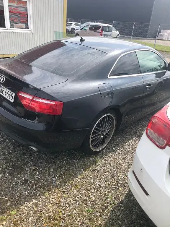 Używany Audi A5 Sport 190 KM (139 kW) 2009 Czarny Coupe