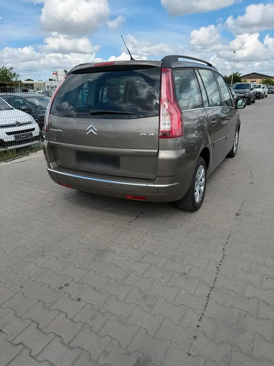 Gebraucht Citroën C4 120 PS (88 kW) 2010 Braun Van / Kleinbus
