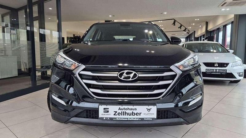 Second-hand Hyundai Tucson 132 CP (97 kW) 2018 Negru SUV
