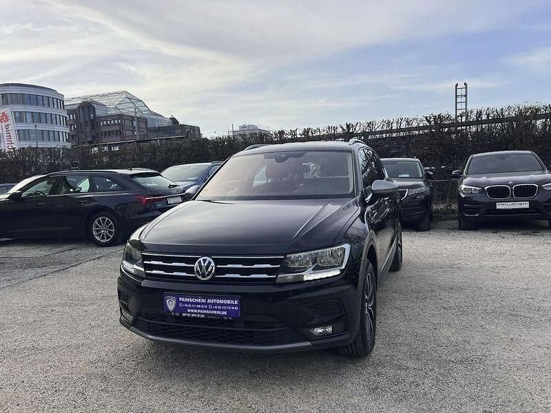 Gebraucht VW Tiguan Allspace Comfortline 150 PS (110 kW) 2020 Schwarz SUV