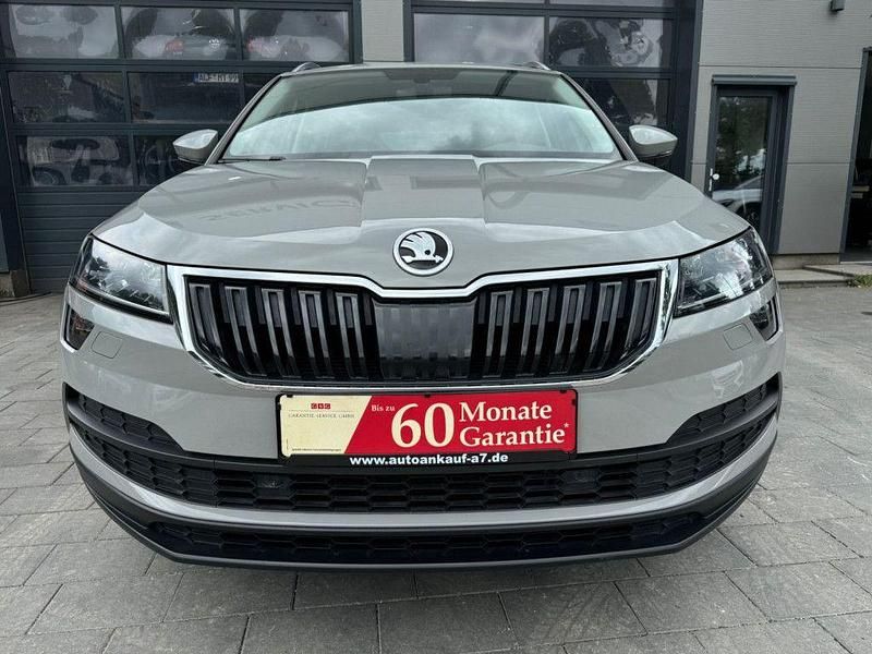 Grau Gebraucht 2018 Skoda Karoq Style SUV | 19.999 € (Fairer Preis) - Bild 1/4