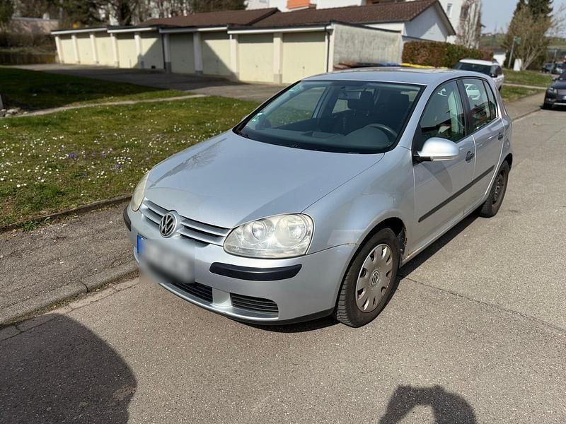Gebraucht VW Golf V 105 PS (77 kW) 2005 Silber Kleinwagen