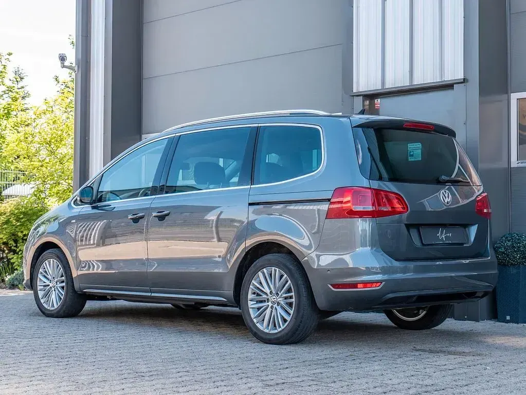 Gebraucht VW Sharan Cup 140 PS (102 kW) 2014 Indiumgrau metallic Van / Kleinbus
