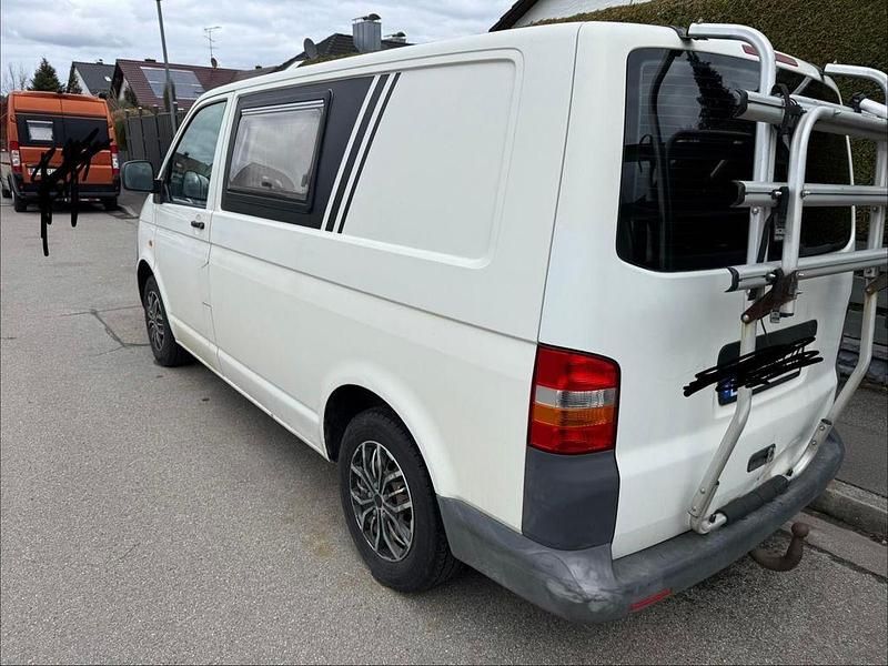 Gebraucht VW Transporter 84 PS (61 kW) 2006 Grau Van