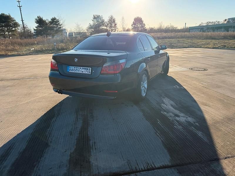 Gebraucht BMW 525 2006 Schwarz Limousine