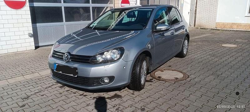 Gebraucht VW Golf VI Team 105 PS (77 kW) 2010 Kleinwagen