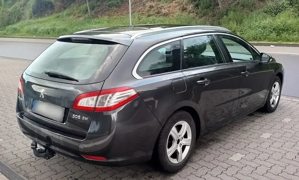 Gebraucht Peugeot 508 SW Allure 114 PS (83 kW) 2012 Schwarz Kombi