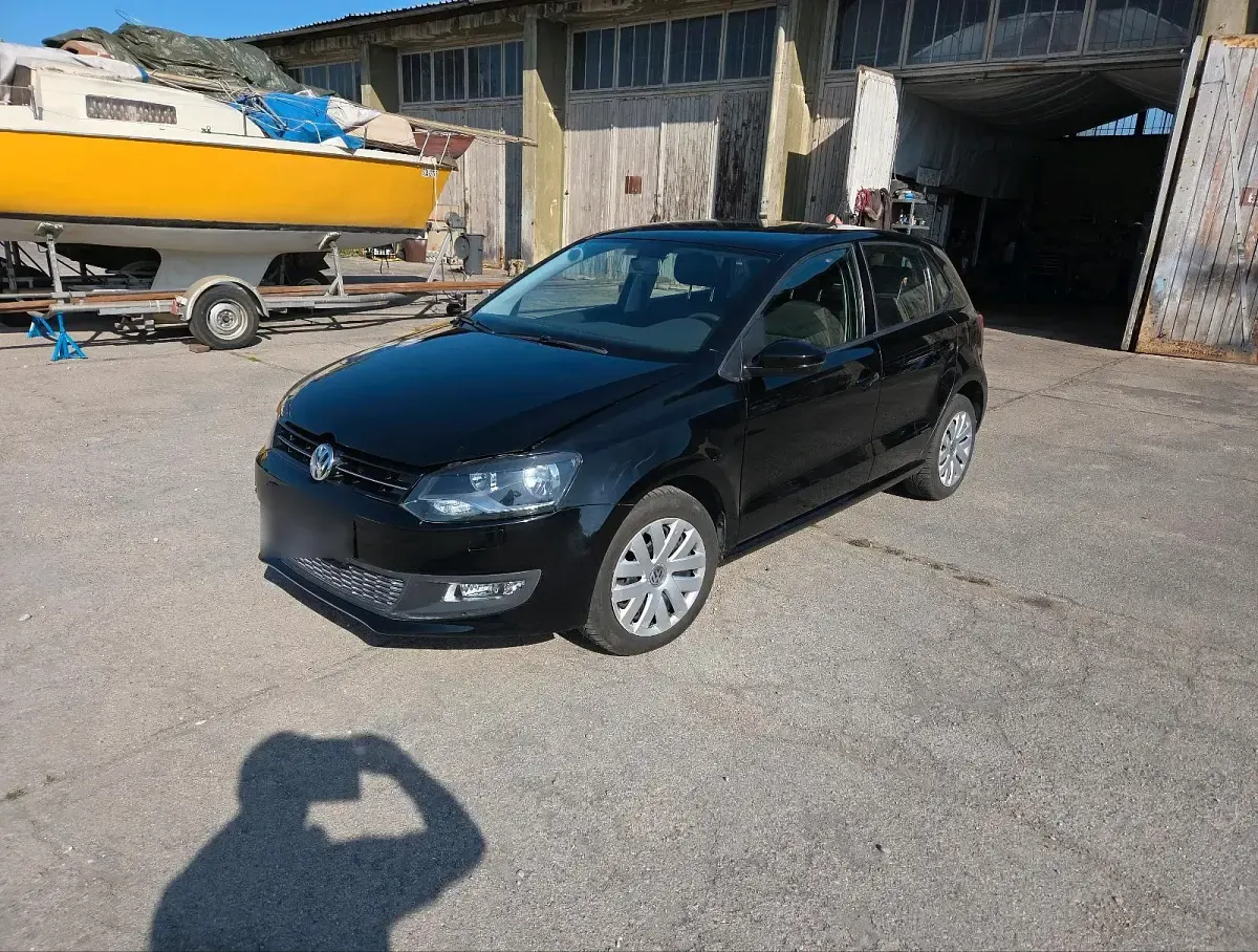 Gebraucht VW Polo 86 PS (63 kW) 2013 Schwarz Kleinwagen