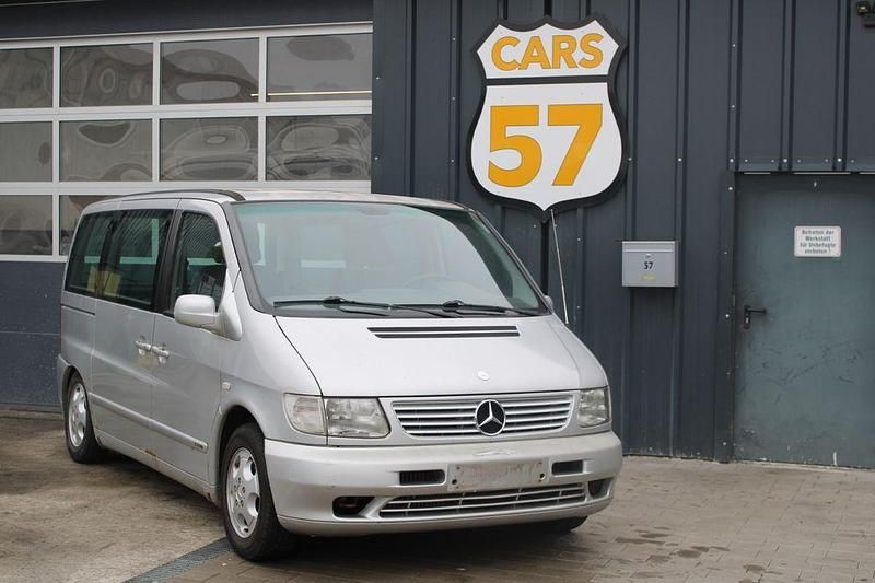 Grau Gebraucht 2001 Mercedes V220 Van / Kleinbus | 2.900 € (Guter Preis) - Bild 1/4