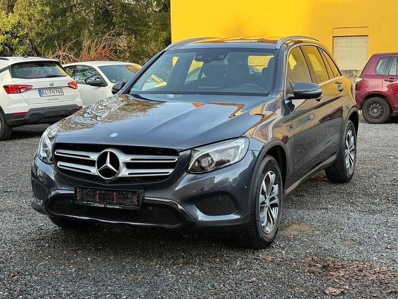 Gebraucht Mercedes GLC250 211 PS (155 kW) 2015 Grau SUV