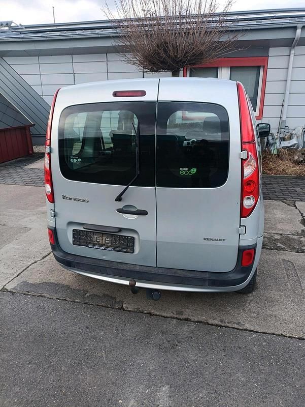 Second-hand Renault Kangoo 90 CP (66 kW) 2011 Monovolum