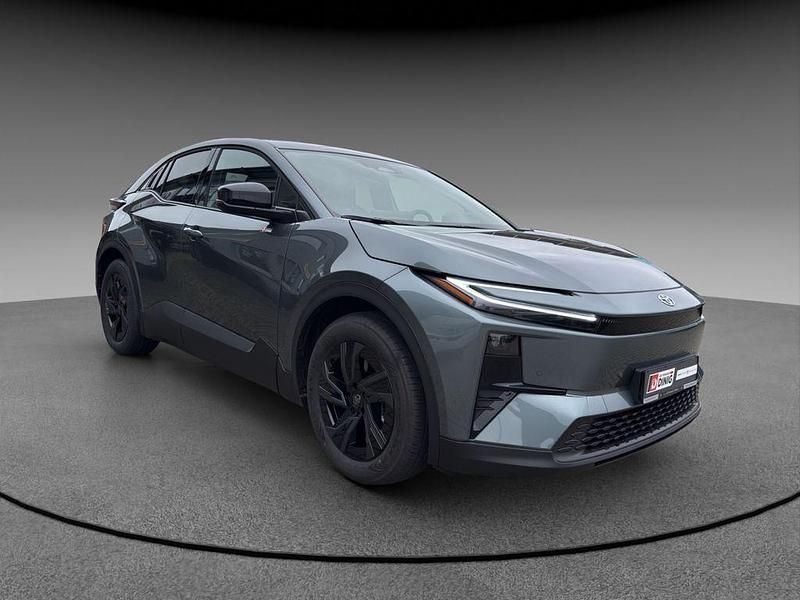 Neu Toyota C-HR+ 166 kW (226 PS) 2026 Grau SUV
