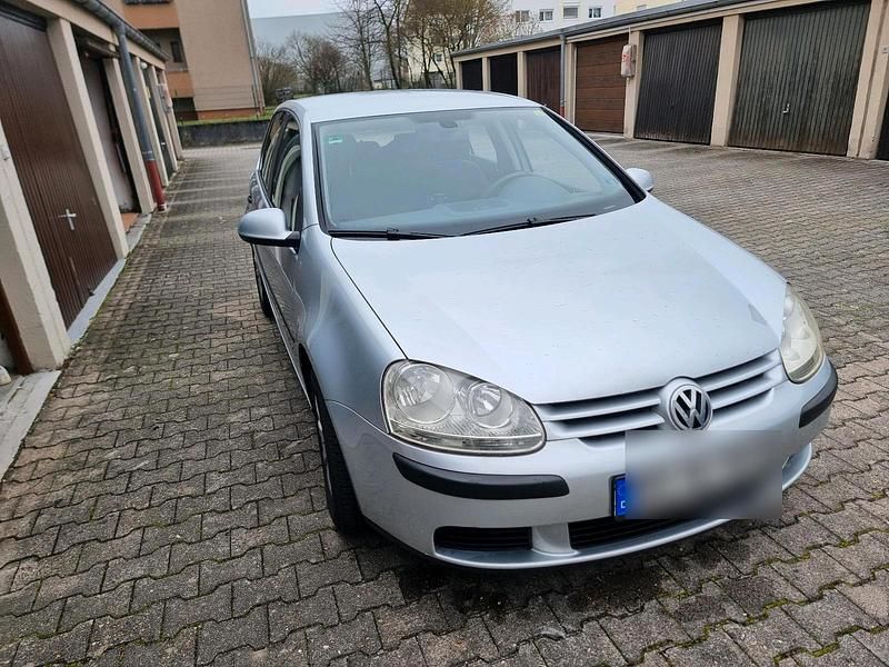 Gebraucht VW Golf IV 2004 Silber Limousine