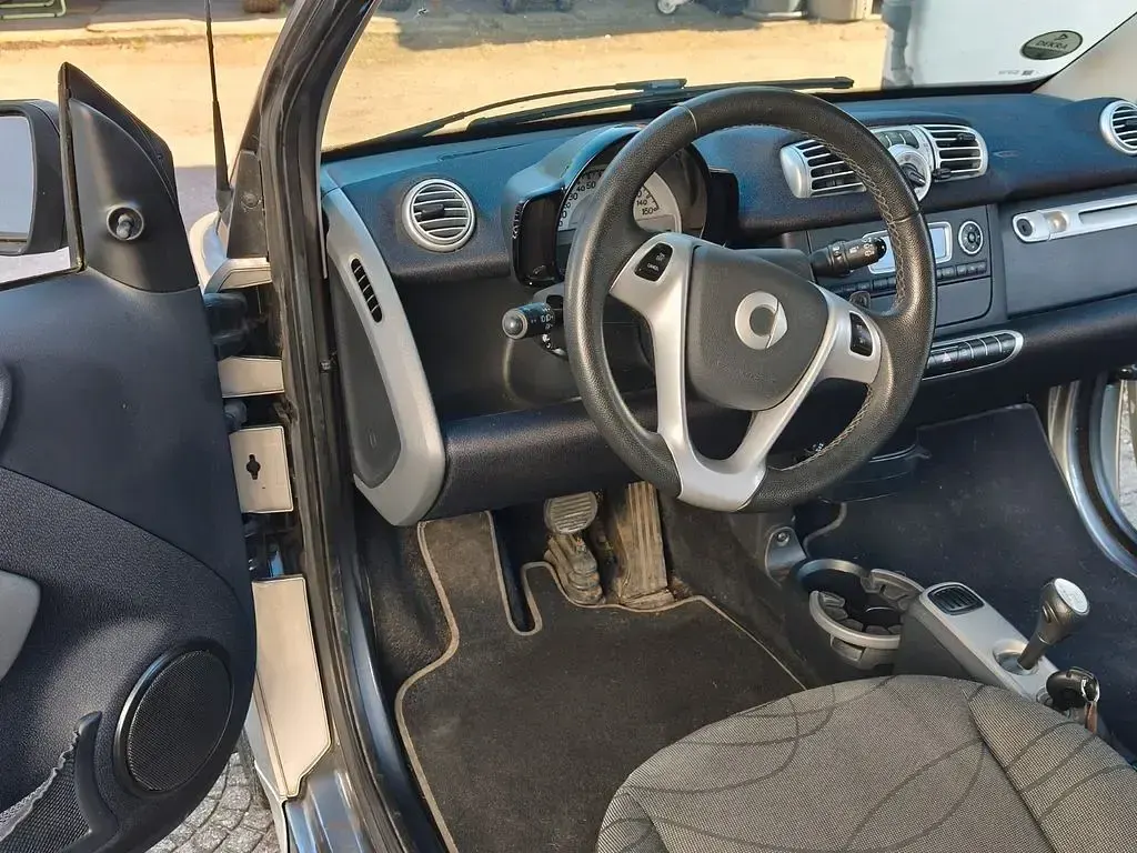 Gebraucht Smart ForTwo Coupé Passion 84 PS (61 kW) 2014 Silber Coupé