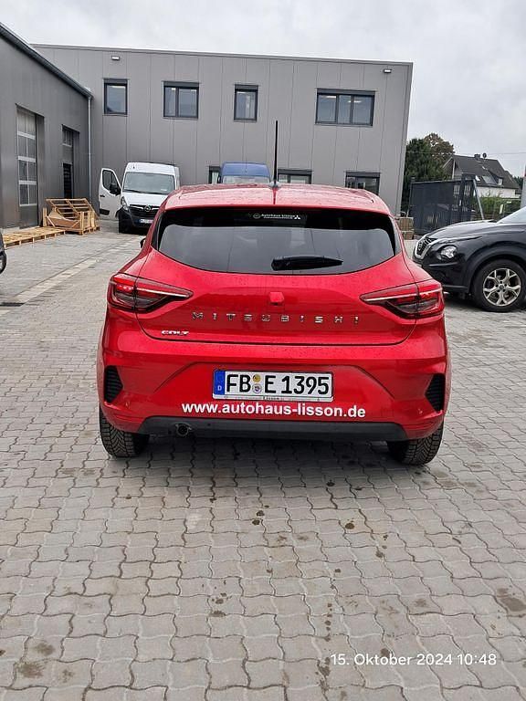 Gebraucht Mitsubishi Colt Plus 91 PS (66 kW) 2024 Rot Limousine
