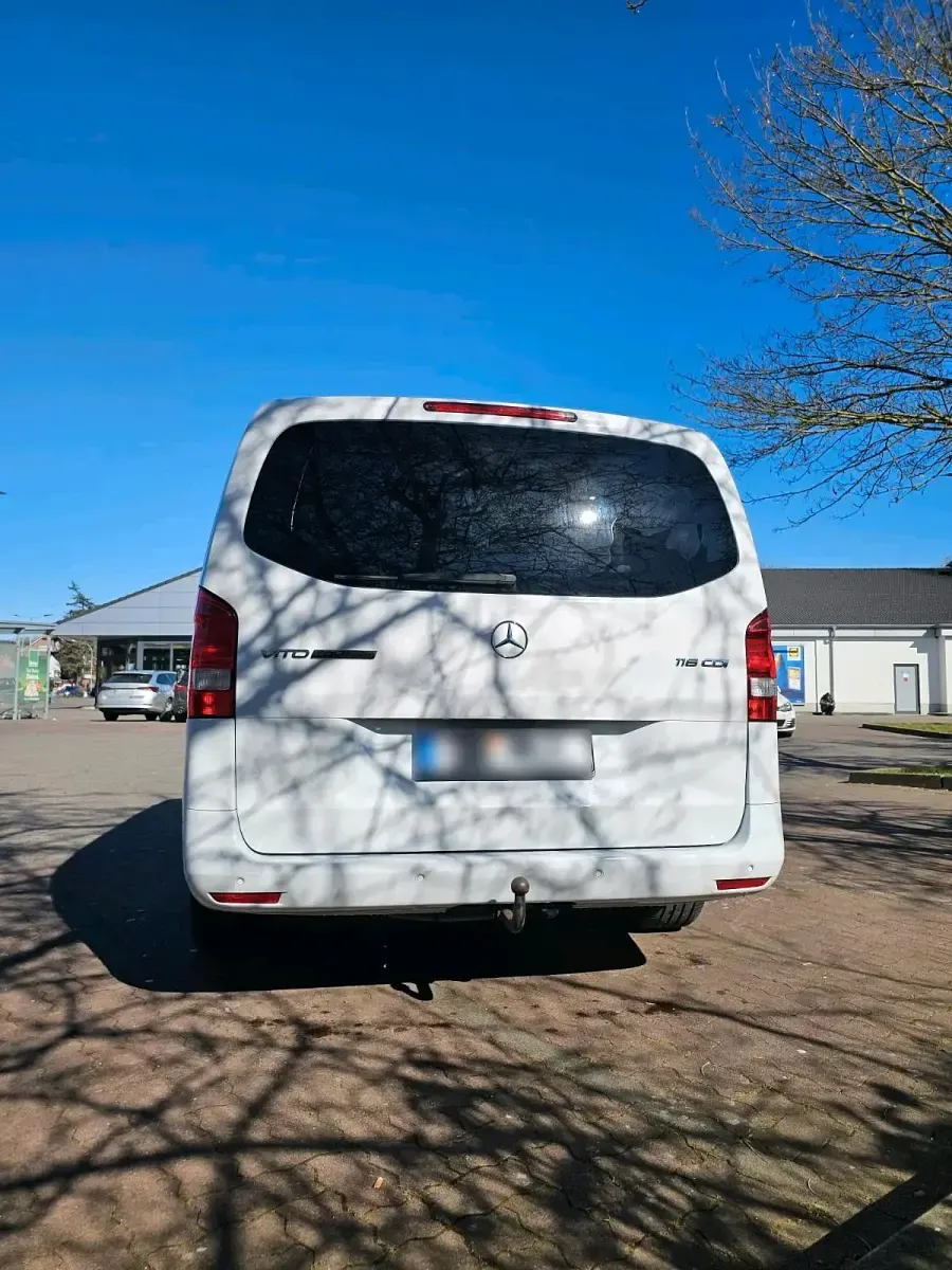Gebraucht Mercedes Vito 163 PS (119 kW) 2018 Weiß Van