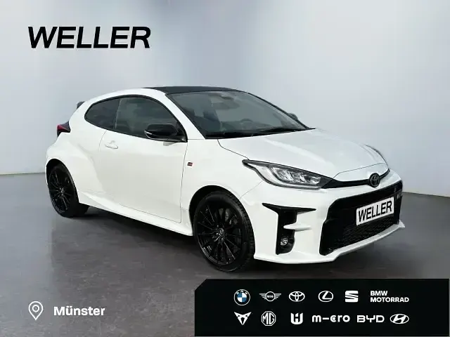 Gebraucht Toyota Yaris Basis 261 PS (191 kW) 2022 Weiss Kleinwagen