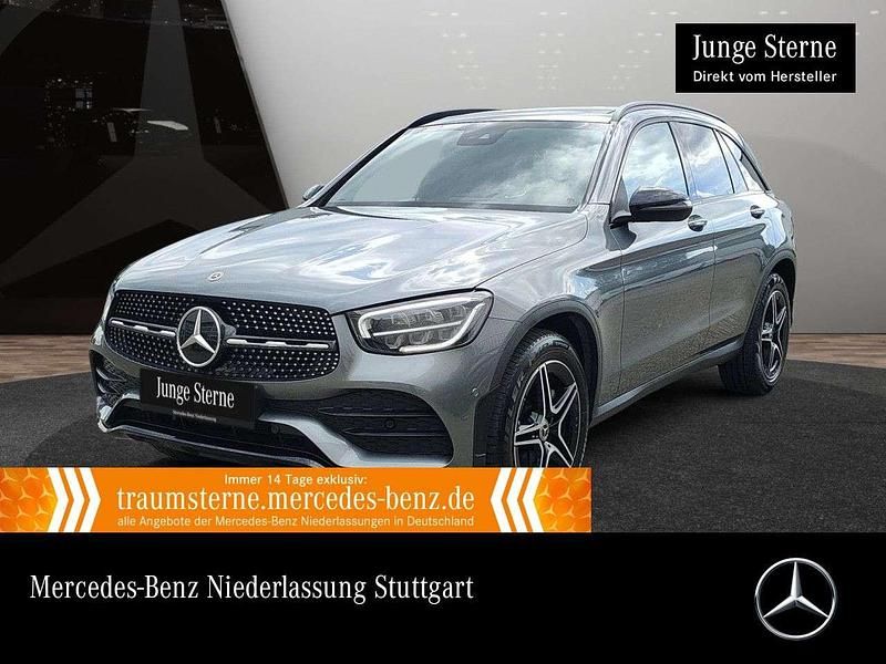 Grau Gebraucht 2021 Mercedes GLC300 AMG SUV | 46.890 € (Teuer) - Bild 1/3