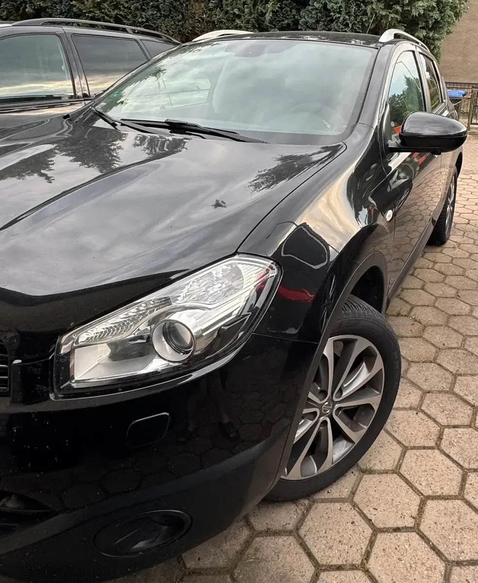 Gebraucht Nissan Qashqai 131 PS (96 kW) 2012 Schwarz SUV