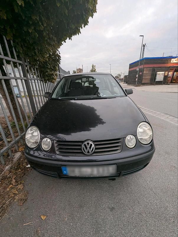 Schwarz Gebraucht 2004 VW Polo Kleinwagen | 750 € (Fairer Preis) - Bild 1/4