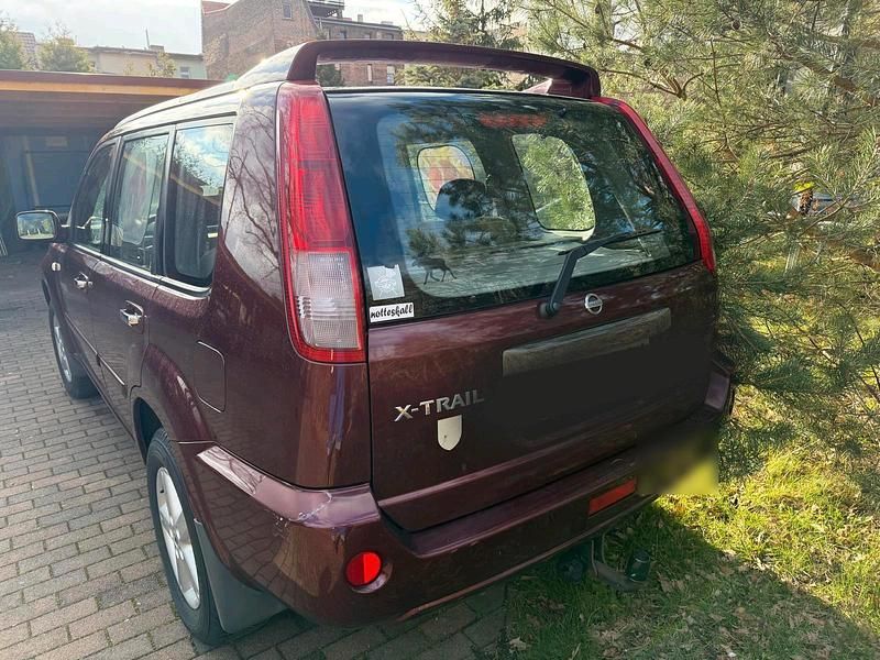 Gebraucht Nissan X-Trail 165 PS (121 kW) 2004 Rot SUV