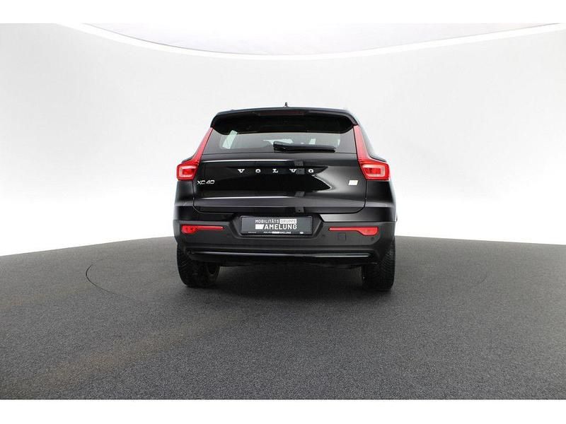 Gebraucht Volvo XC40 Core 169 kW (231 PS) 2022 Schwarz SUV