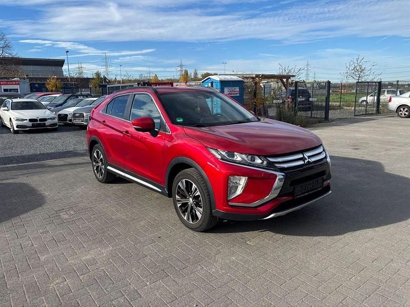 Rot Gebraucht 2019 Mitsubishi Eclipse Cross Top SUV | 15.999 € (Fairer Preis) - Bild 1/4