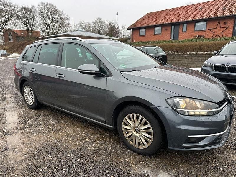 Gebraucht VW Golf VII Highline 150 PS (110 kW) 2019 Grau Kombi