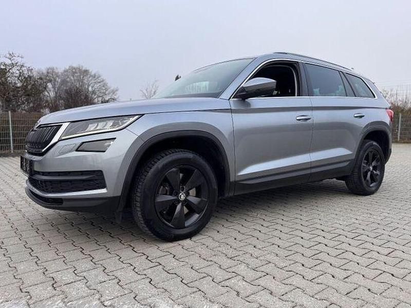 Grau Gebraucht 2019 Skoda Kodiaq Style SUV | 24.999 € (Guter Preis) - Bild 1/4