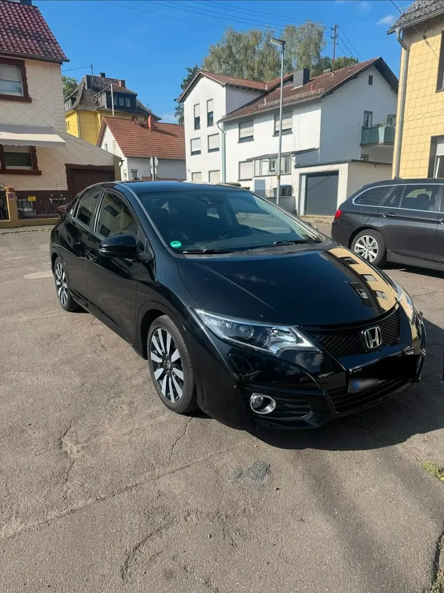 Gebraucht Honda Civic 100 PS (73 kW) 2016 Schwarz Limousine