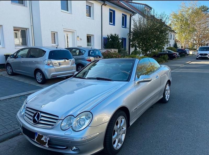 Gebraucht Mercedes CLK320 218 PS (160 kW) 2003 Silber Cabrio