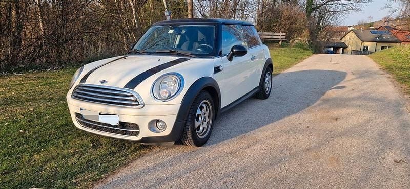 Gebraucht Mini Cooper D 109 PS (80 kW) 2008 Weiß Kleinwagen