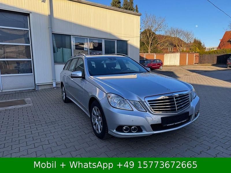 Gebraucht Mercedes E220 170 PS (125 kW) 2012 Silber Kombi