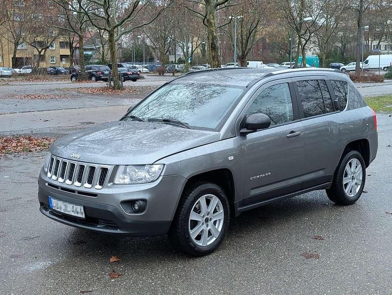 Gebraucht Jeep Compass Limited 163 PS (119 kW) 2012 Grau SUV