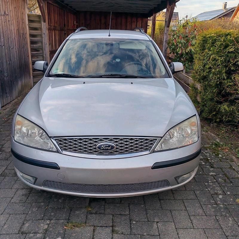 Gebraucht Ford Mondeo 125 PS (91 kW) 2006 Grau Kombi