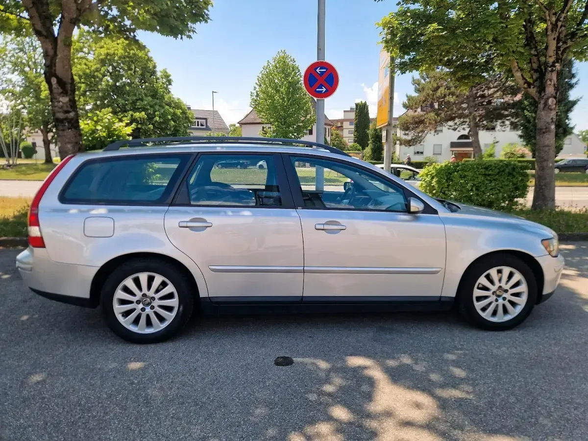 Gebraucht Volvo V50 170 PS (125 kW) 2005 Silber Kombi