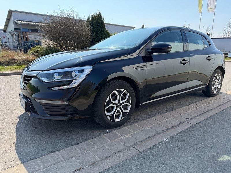 Gebraucht Renault Mégane IV 101 PS (74 kW) 2016 Schwarz Limousine