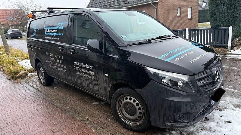 Gebraucht Mercedes Vito 163 PS (119 kW) 2016 Schwarz Van