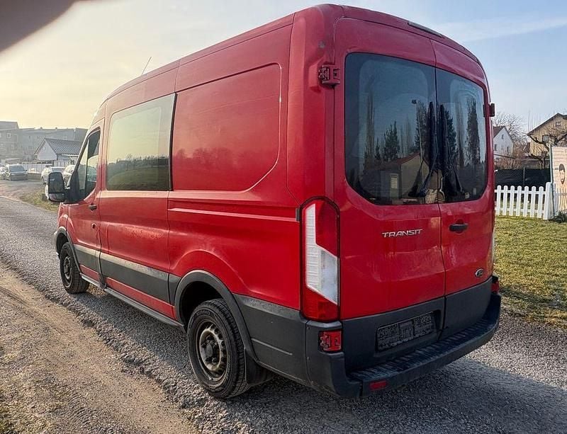 Gebraucht Ford Transit 131 PS (96 kW) 2017 Rot Van / Kleinbus