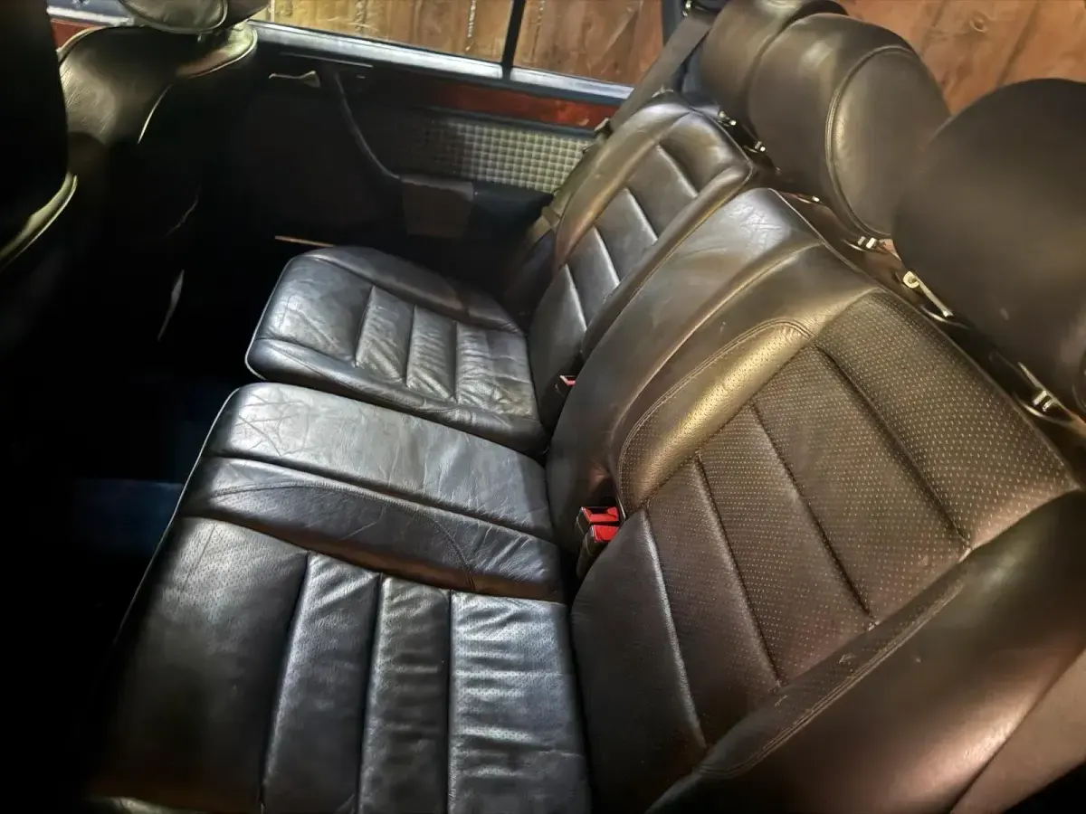Używany Mercedes E280 193 KM (141 kW) 1994 Niebieski Kombi