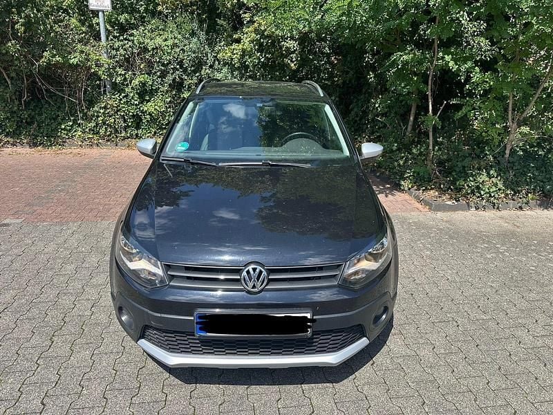 Schwarz Gebraucht 2011 VW Polo Cross Kleinwagen | 7.350 € (Fairer Preis) - Bild 1/4